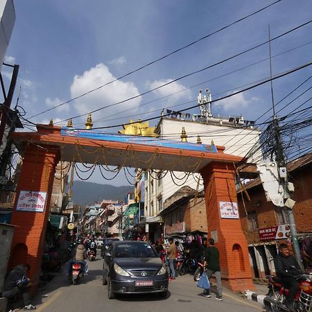 Sara'S Backpackers Hotel Kathmandu Exterior photo